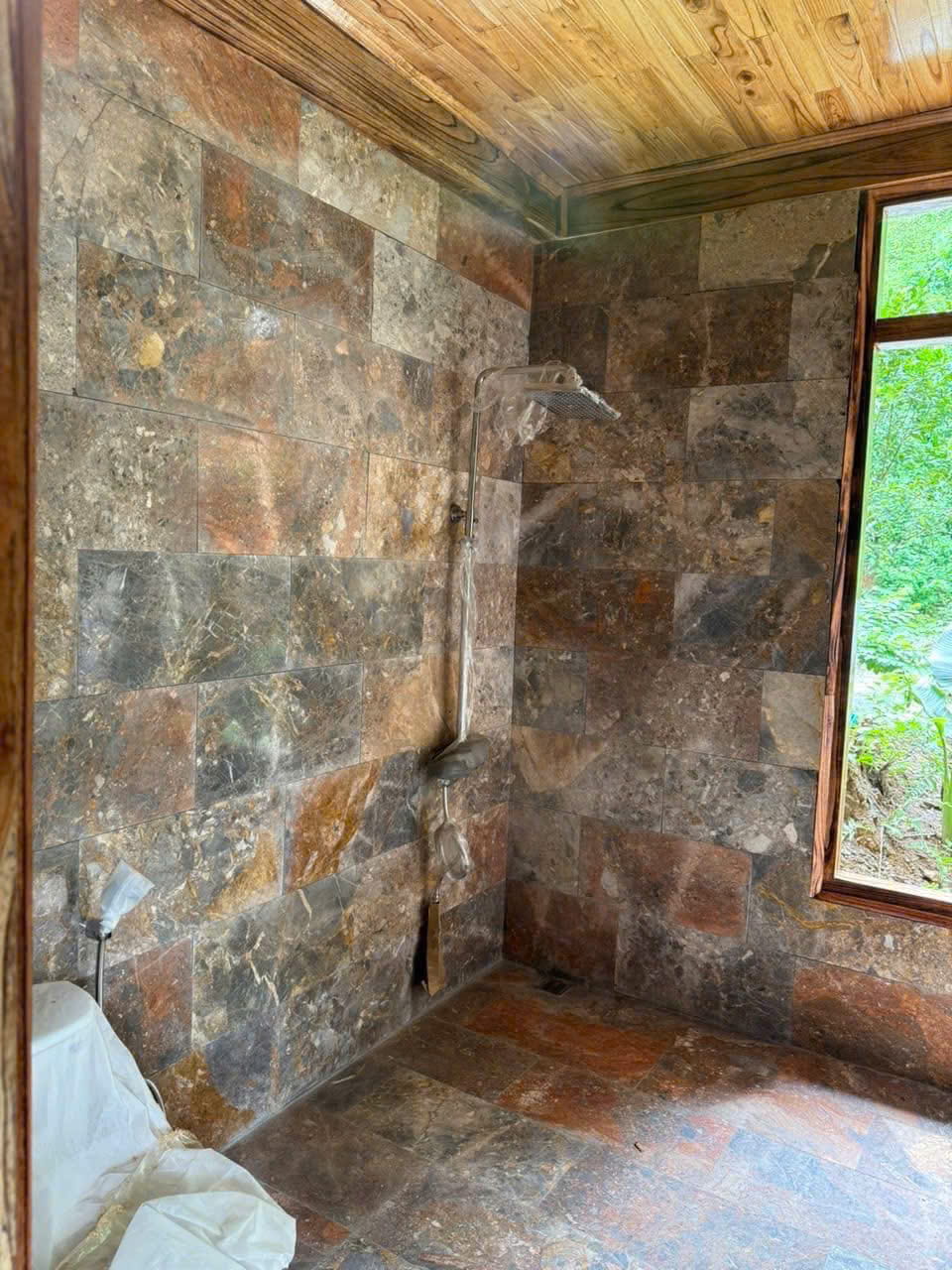 Đ&aacute; Đa Sắc Ốp Tường Tự Nhi&ecirc;n Đẹp | NEWSTONE