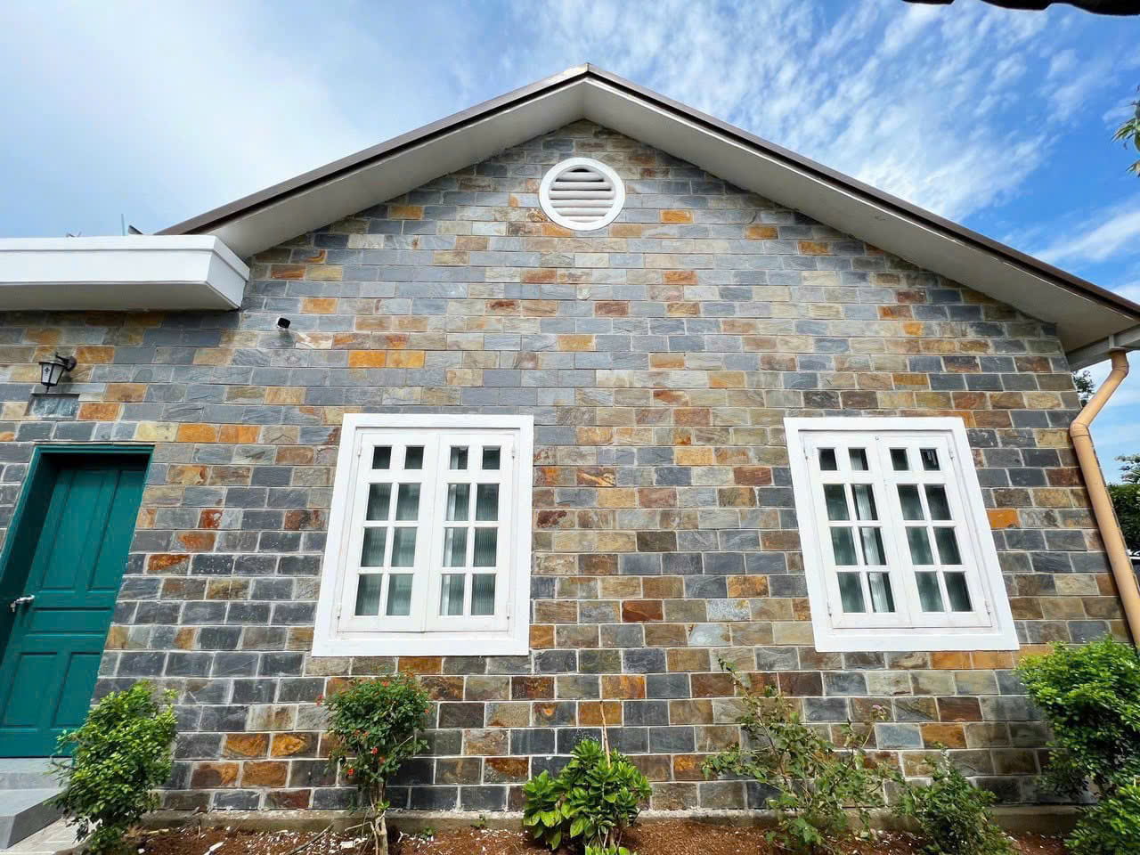 Đ&aacute; Đa Sắc Ốp Tường Tự Nhi&ecirc;n Đẹp | NEWSTONE